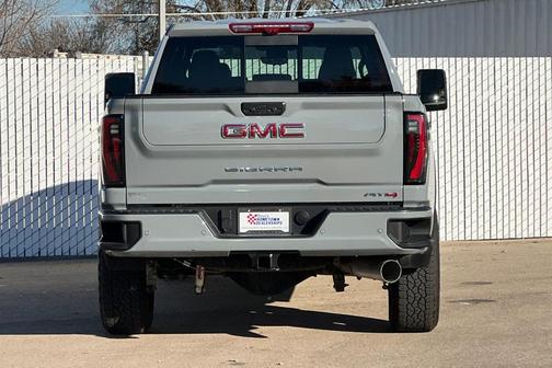 2025 GMC Sierra 2500 AT4