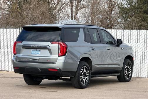 2024 GMC Yukon 4WD AT4