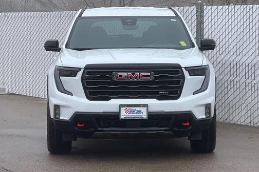 2026 GMC Acadia AT4 AWD