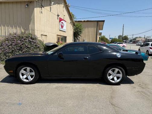2011 Dodge Challenger Base