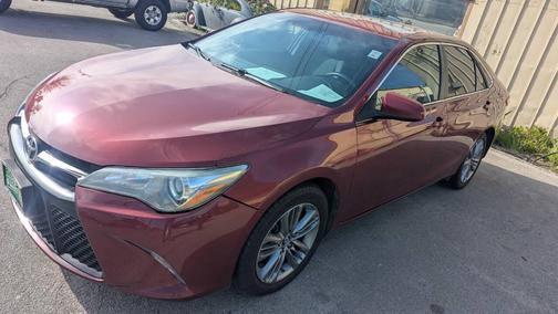 2016 Toyota Camry SE