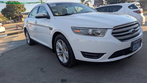 2014 Ford Taurus SEL