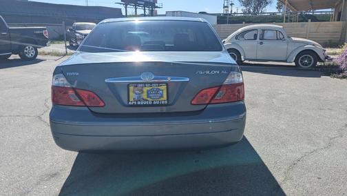 2003 Toyota Avalon XL