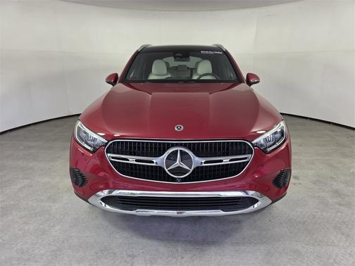 2025 Mercedes-Benz GLC 300 