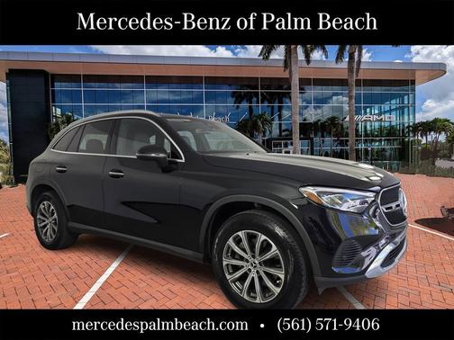 Black 2025 Mercedes-Benz GLC 300