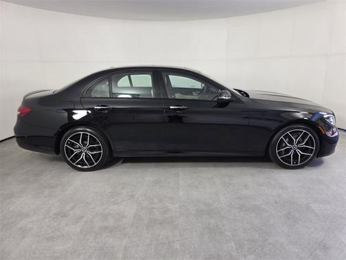 2022 Mercedes-Benz E-Class 
