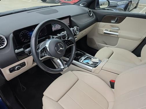 2025 Mercedes-Benz GLA 250 Base