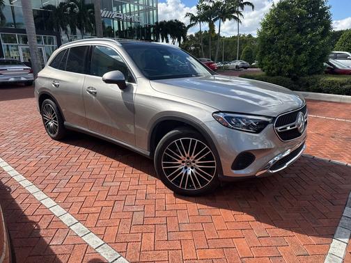 2024 Mercedes-Benz GLC 300 