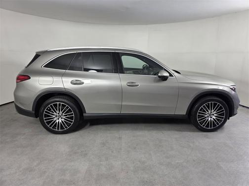 2024 Mercedes-Benz GLC 300 Base