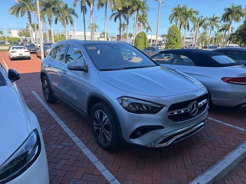 2025 Mercedes-Benz GLA 250 Base