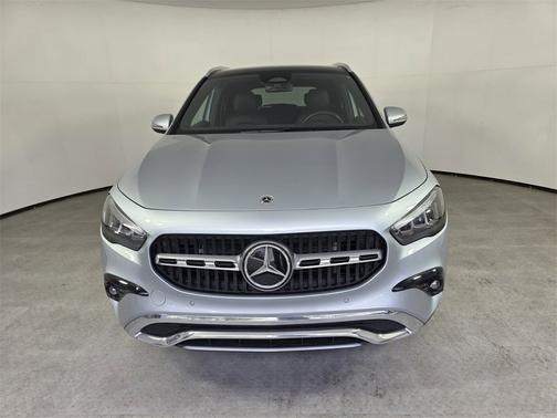 2025 Mercedes-Benz GLA 250 
