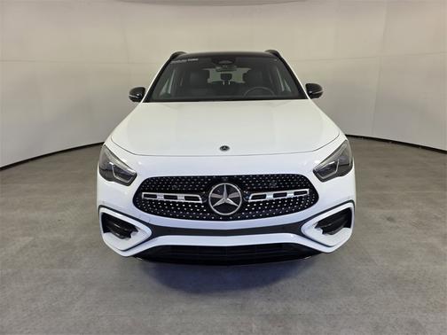 2025 Mercedes-Benz GLA 250 