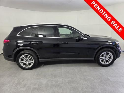 2025 Mercedes-Benz GLC 300 4MATIC