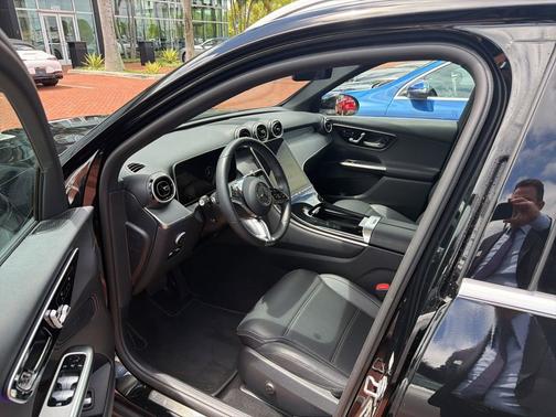 2025 Mercedes-Benz GLC 300 Base