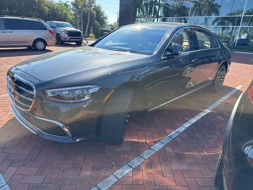 2022 Mercedes-Benz S-Class 