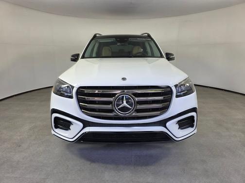Polar White 2025 Mercedes-Benz GLS 450