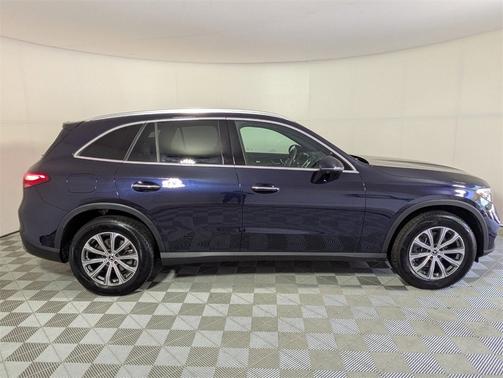 2024 Mercedes-Benz GLC 300
