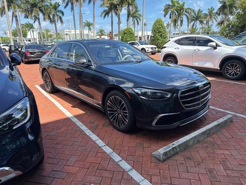 Graphite Grey Metallic 2023 Mercedes-Benz S-Class