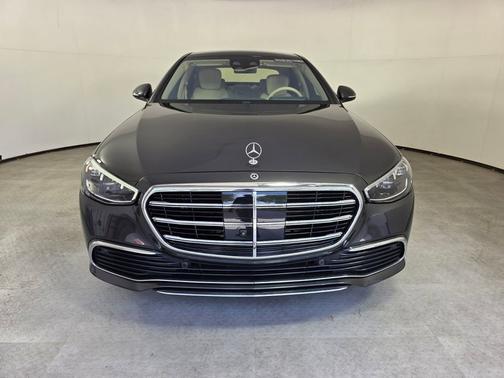 Graphite Grey Metallic 2023 Mercedes-Benz S-Class S 580 4MATIC