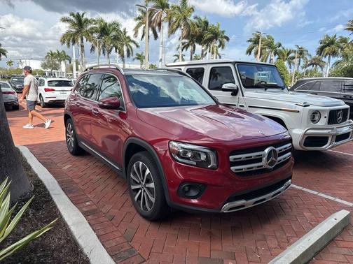 2020 Mercedes-Benz GLB 250 