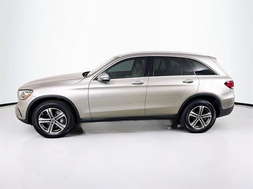 2022 Mercedes-Benz GLC 300 