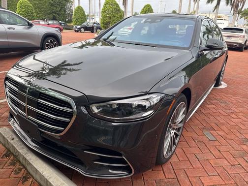 Graphite Grey Metallic 2022 Mercedes-Benz S-Class S 500 4MATIC