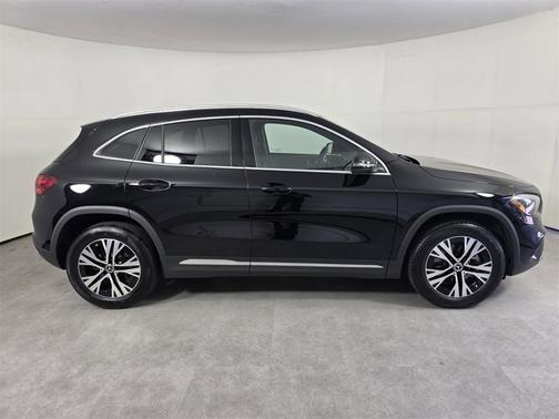 2025 Mercedes-Benz GLA 250 Base