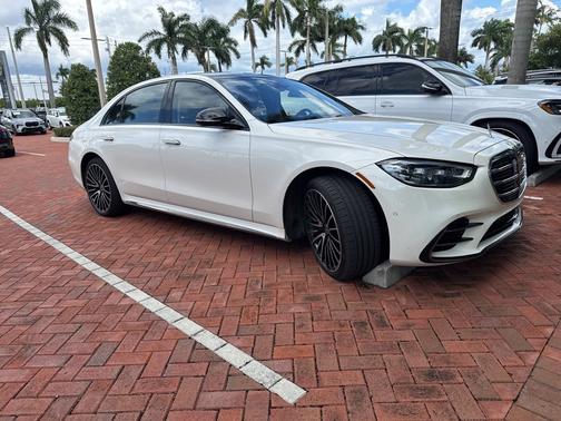 2023 Mercedes-Benz S-Class