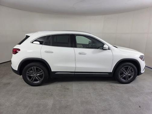 2025 Mercedes-Benz GLA 250 Base