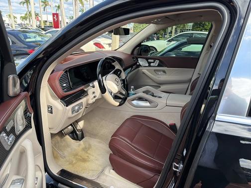 2023 Mercedes-Benz Maybach GLS 600 4MATIC