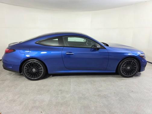 2024 Mercedes-Benz CLE 300 