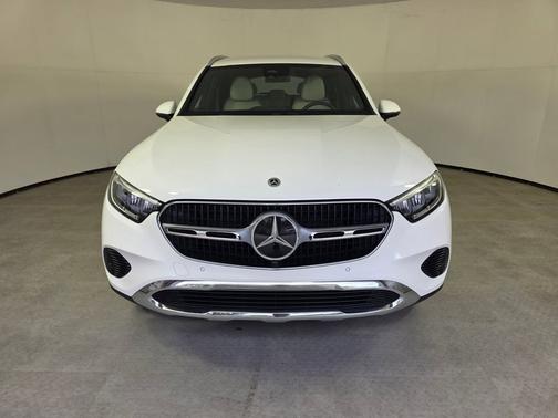 2025 Mercedes-Benz GLC 300 4MATIC