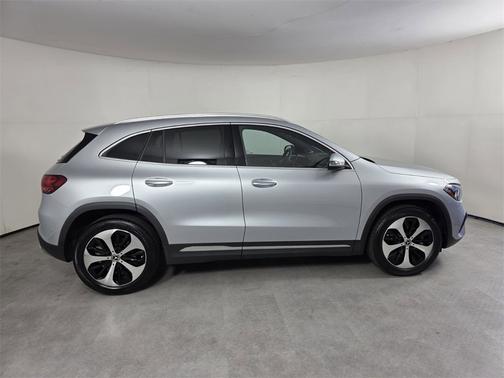 2025 Mercedes-Benz GLA 250 Base