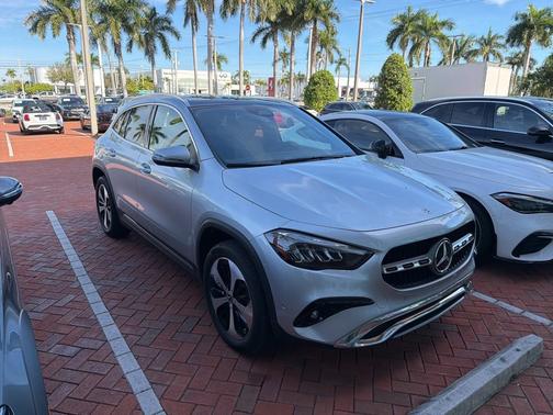 2025 Mercedes-Benz GLA 250 4MATIC
