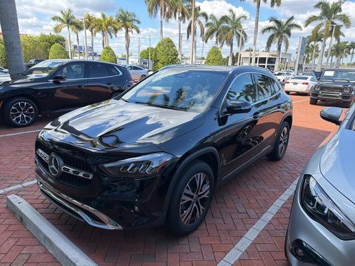2025 Mercedes-Benz GLA 250 Base