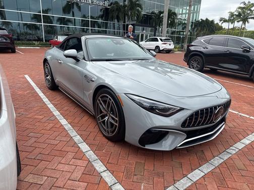 2022 Mercedes-Benz AMG SL 55 