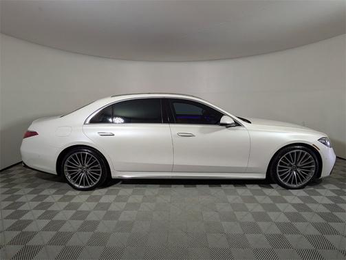 2022 Mercedes-Benz S-Class