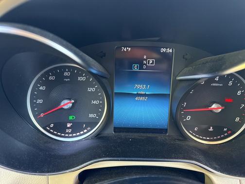 2022 Mercedes-Benz GLC 300 