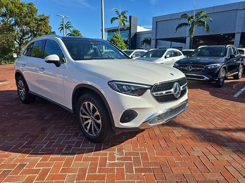 2025 Mercedes-Benz GLC 300 4MATIC