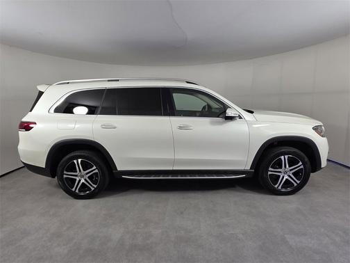 2023 Mercedes-Benz GLS 450 