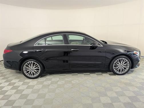 2023 Mercedes-Benz CLA 250 