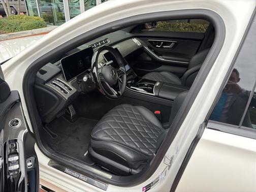 2023 Mercedes-Benz S-Class 