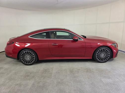 MANUFAKTUR Patagonia Red Metallic 2024 Mercedes-Benz CLE 300