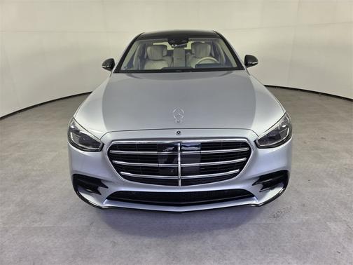 2022 Mercedes-Benz S-Class 