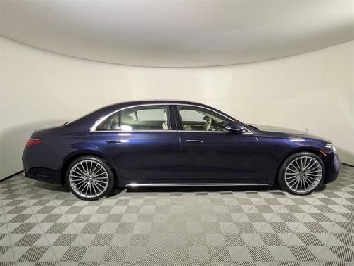 2022 Mercedes-Benz S-Class