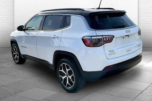 Bright White Clearcoat 2025 Jeep Compass Limited