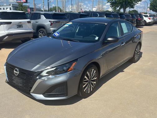 Gun Metallic 2025 Nissan Altima SV