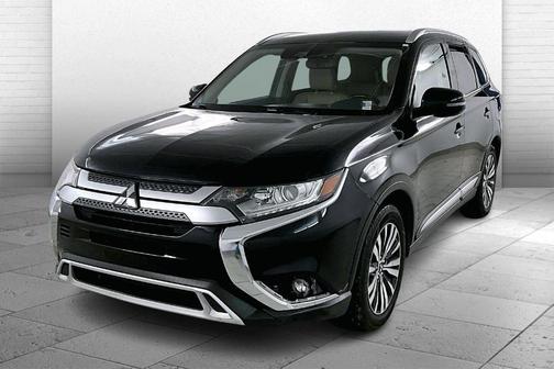 2020 Mitsubishi Outlander SE