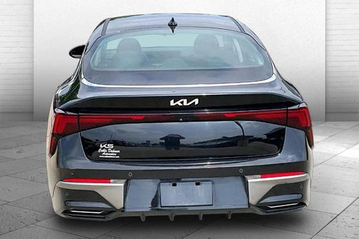 Aurora Black Pearl 2025 Kia K5 LXS