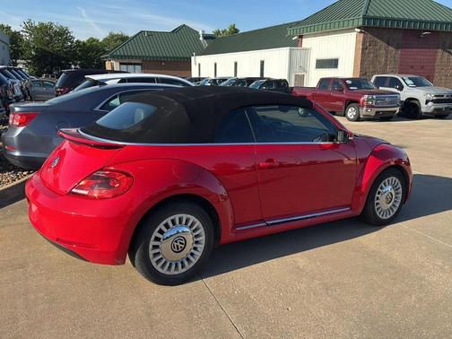 Tornado Red 2015 Volkswagen Beetle Auto 1.8T w/Tech